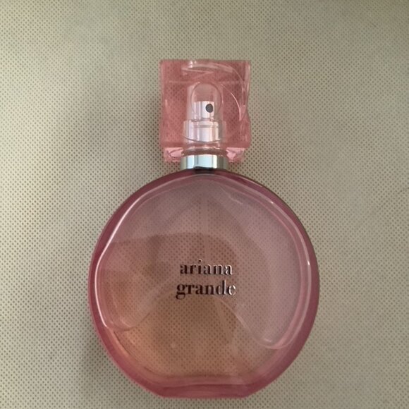 Ariana Grande Thank U Next Eau de Parfum 3.4 OZ/100ml - Picture 1 of 4